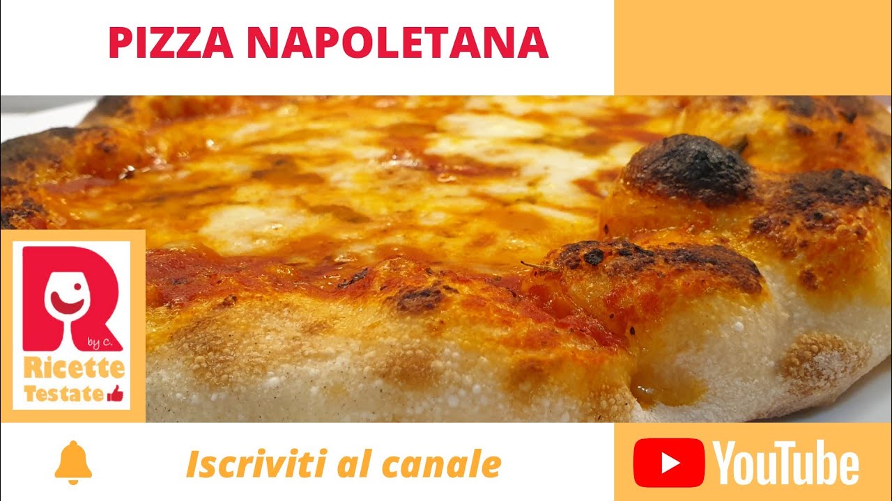 Pizza Napoletana fatta in casa cotta con il forno Ferrari