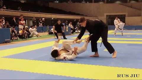 Rafael Mendes Guard Passing HL (by Rus Jiu)