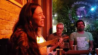 Roberta Sá e o Samba da Gávea em Se for pra mentir de Cézar Mendes e Arnaldo Antunes