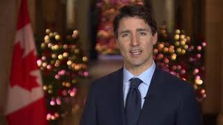 Justin Trudeau Joyeux Noël à tous les gens du Canada  Hadrien, Ella Grace, Xavier, Sophie e