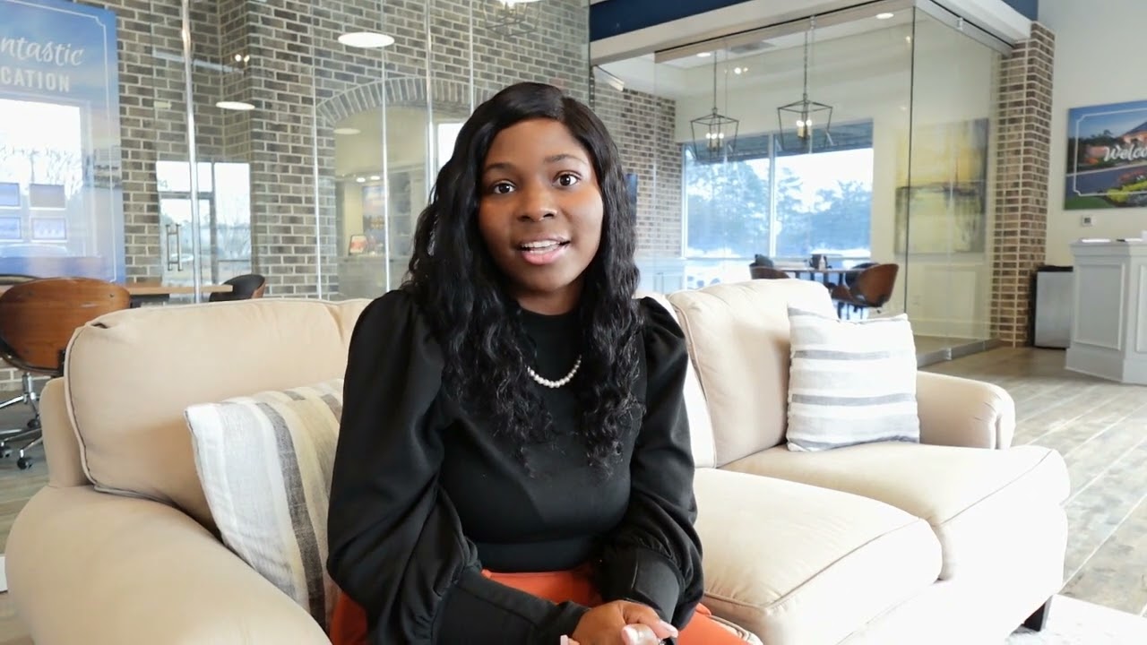 New Agent - Stefenia Thompson, Charter One Realty