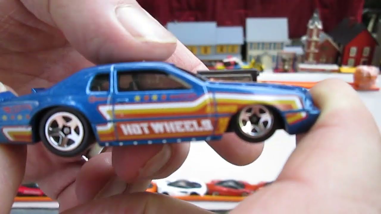 Hot Wheels 1986 Ford Thunderbird Pro Stock Rossa - Scala 1:64, Serie HW Drag Strip 4/10