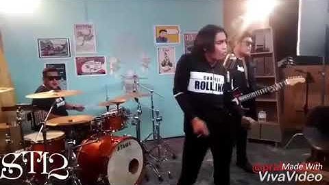 ST12 -jangan marah marah