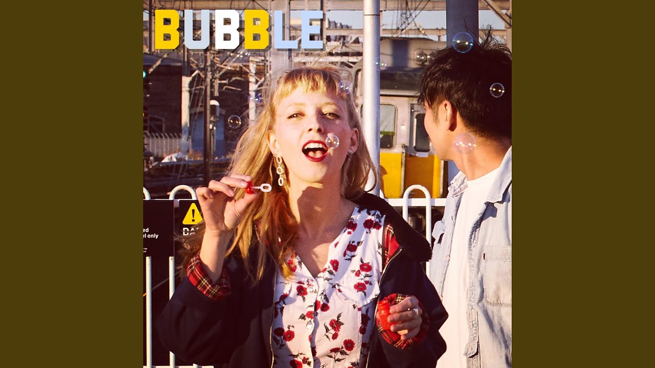 Παρακολούθηση Bubble στο YouTube Παρακολούθηση Bubble στο YouTube