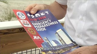 Emergency planning for hurricanes based on US Census Wealth