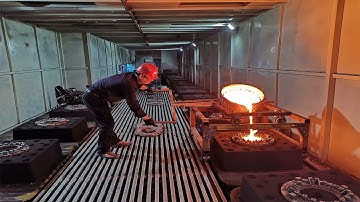 Metal casting sand molding machine with mold line in the foundry completed video