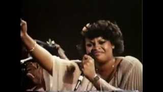 Video voorbeeld van "The Clark Sisters!"pt.1/2"
