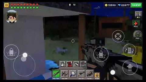 Exploring the old version of Pixel Gun 3d (developer console available)