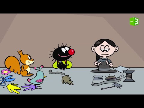 فرو يحاول صنع القبعة ولكن