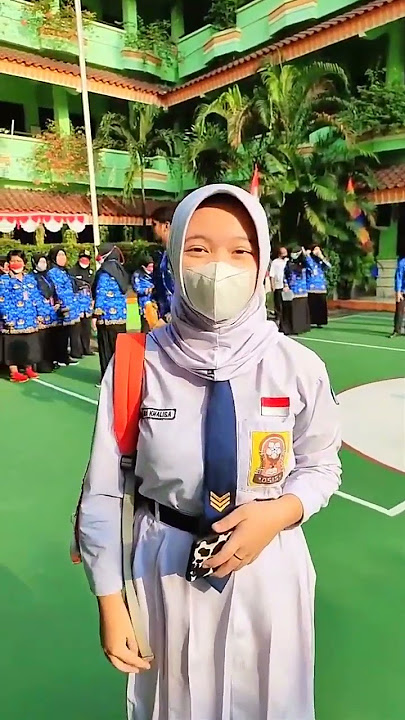 siswi smp yg lagi viral#17agustus2022.tolong komen dong guys ko bisa viral #nonakhalisa#fyp#viral