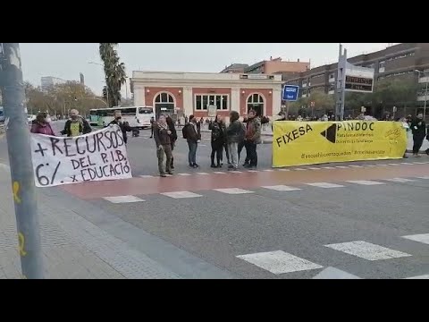 Les protestes contra Cambray tallen els accessos a Barcelona