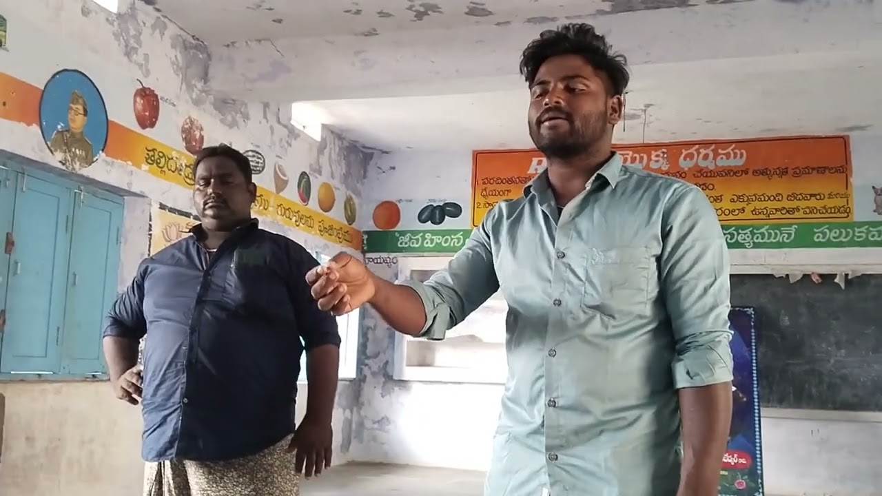 గయోపాఖ్యానం యుద్ధం సీన్ నుండి దర్పముగల్లాడనుంచి పద్యం. గానం కాల్వపల్లి పెద్దన్న హార్మోనిస్ట్ ధనుంజయ 