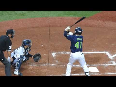 2017.05.31/京セラ/オリックスvsヤクルト/【８回表】黒木優太　vs　雄平　ランナー1,2塁から内角のストレートを打つもレフトフライ 2アウト