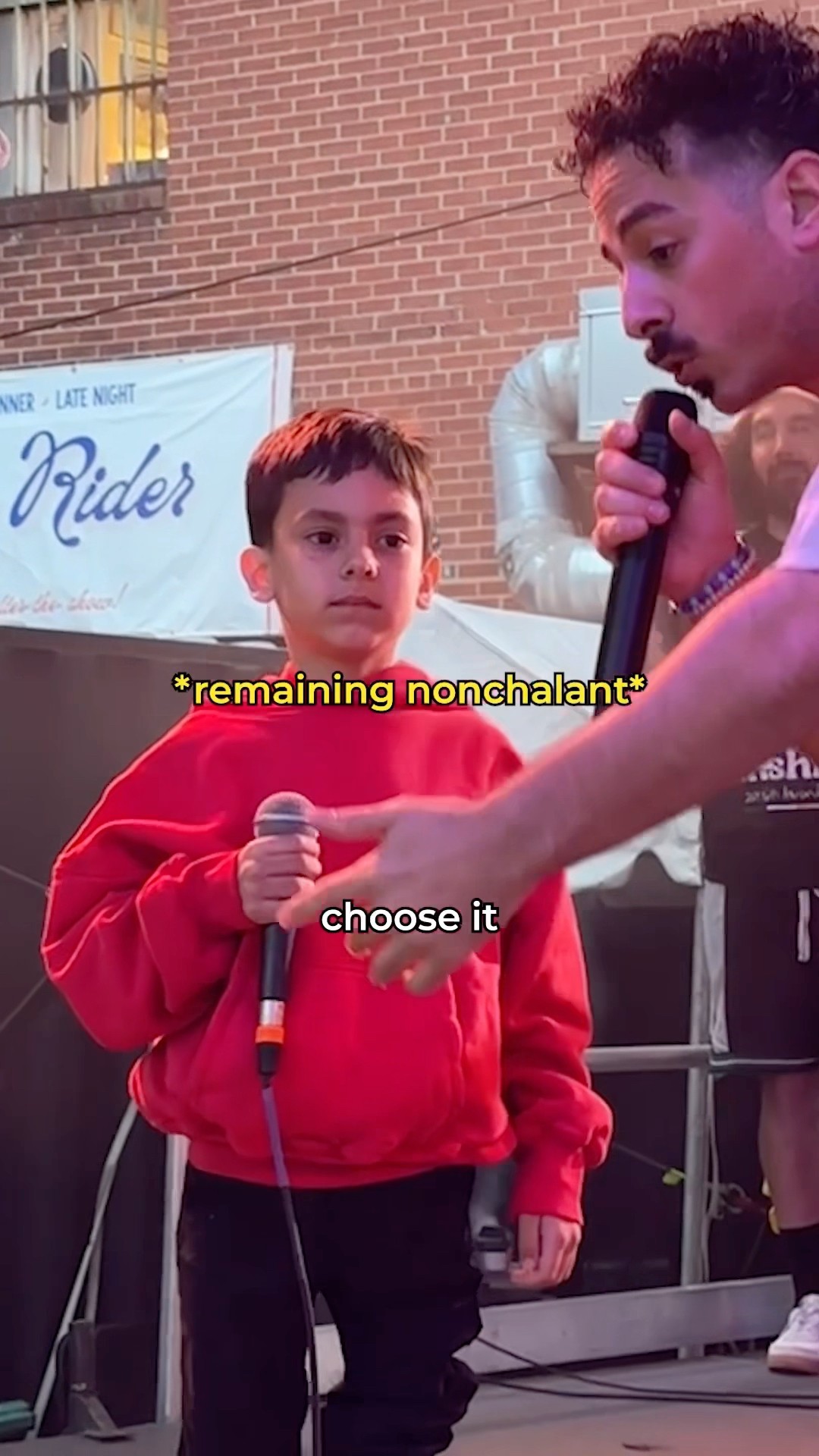 This little KID rap battled on stage - YouTube