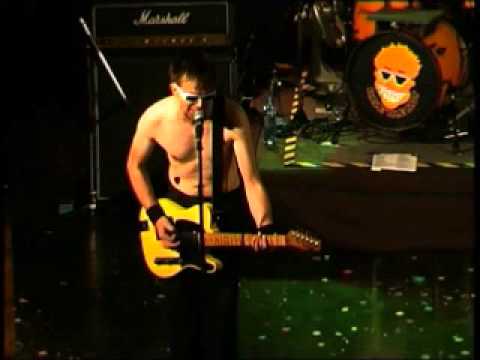The Toy Dolls - Idle Gossip (Live Tivoli, Holland 2004 )