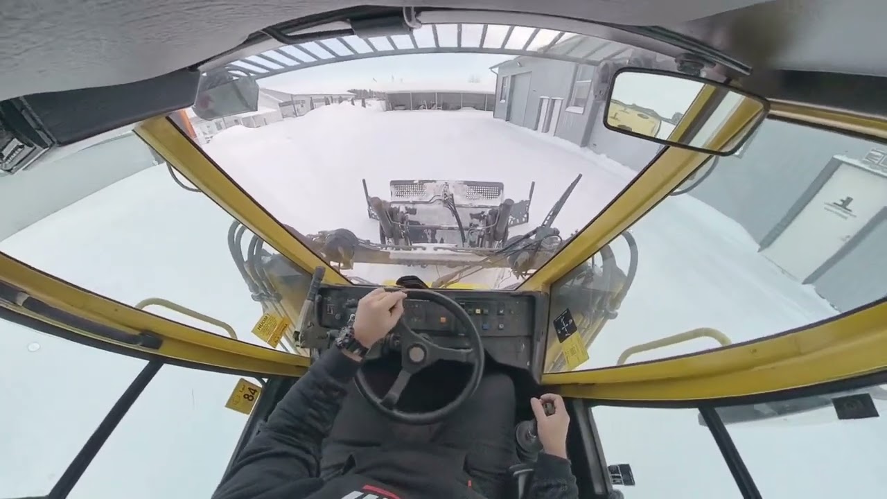 Pihojen aurausta. Wille 445 T