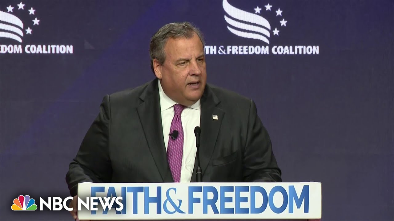 ‘You can boo all you want’: Christie gets crowd reaction for criticizing Trump