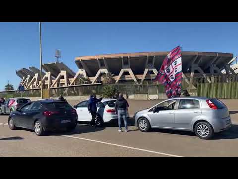 "Avanti Rossoblù", i tifosi accompagnano il Cagliari alla Sardegna Arena: "Siamo con voi"