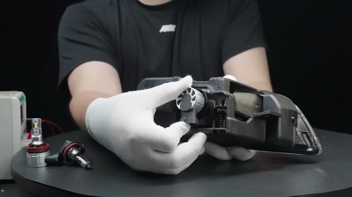 Philips Automotive Lighting H11 Ultinon Essential LED Fog Lights, 2 Pack