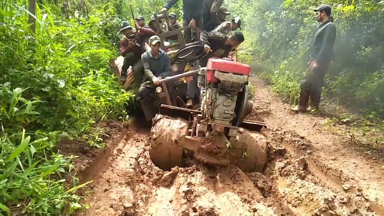 xe công nông bánh  đôi đẩy giúp  xe công nông bánh đơn mắc lầy