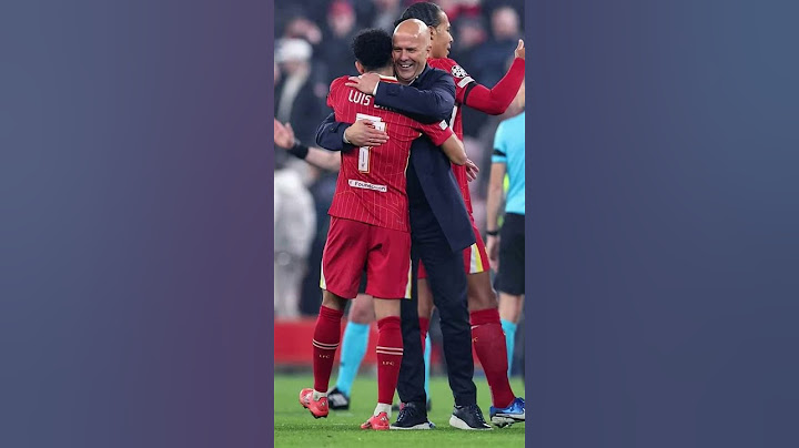 ¡¡SHOW TIME DE LUCHO!! NO LOOK de Luis Díaz para estampar su triplete en Anfield ante Bayer Leverkus