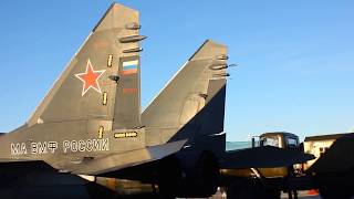 Учебные полеты экипажей МиГ-29 корабельной авиации Северного флота в Заполярье
