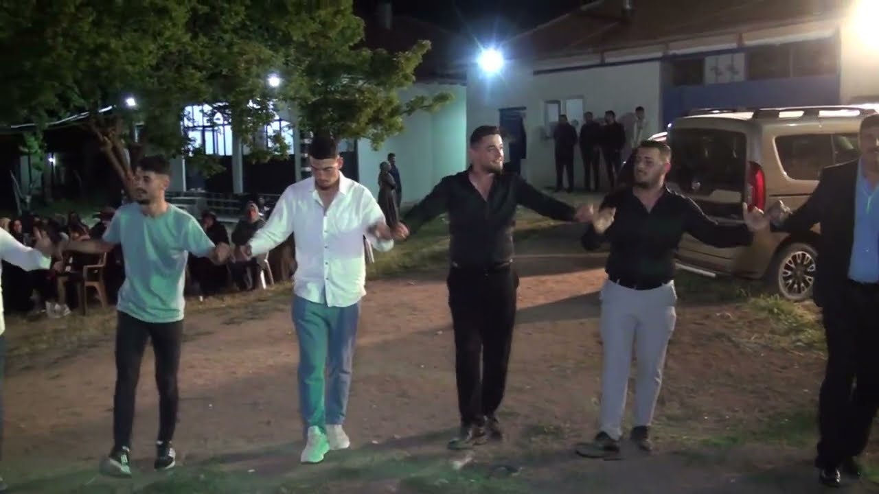 Sarıkaya Küçükçalağıl Köyü Gençlerinden Muhteşem Bateri Halayı Osman Yüksel 'in Düğünü 10.06.2025