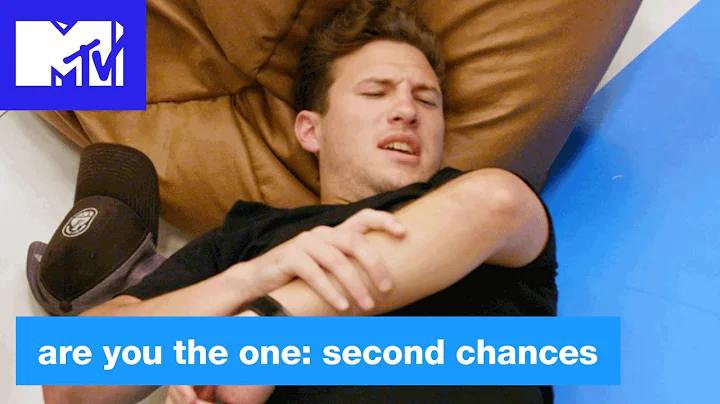'Devins Big Fall' Deleted Scene | Are You the One:...