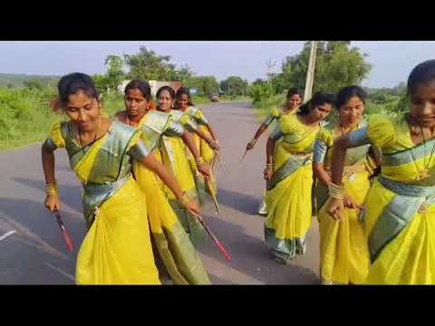 బృందావనం కోలాటం dance... multi-purpose Divya sri chanal......