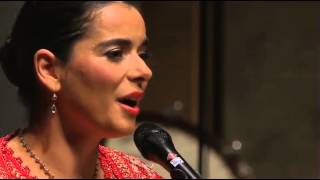 AY AL XIR INU - Zahia Ziouani dirige le concert Algérie France - Symphonie pour 2012 - ARTE Resimi