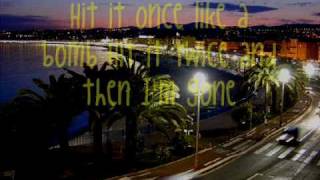 CALIFORNIA - Hollywood Undead Lyrics