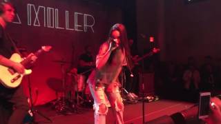 Bea Miller - Buy Me Diamonds (Live in Anaheim, 29.07.2017)