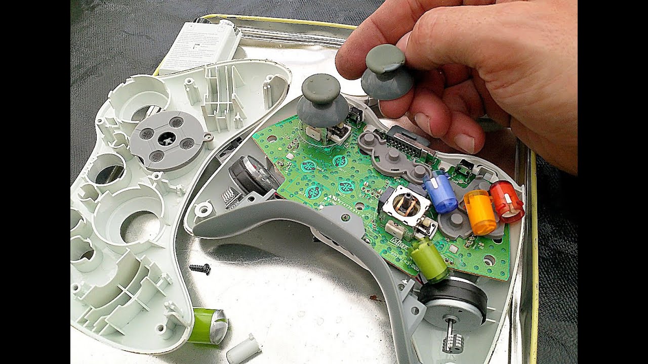 Démontage-remontage d'une manette xbox360 - YouTube
