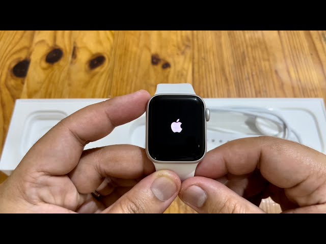 Apple Watch SE 2022 Silver 40mm White Sport Band for Woman Unboxing