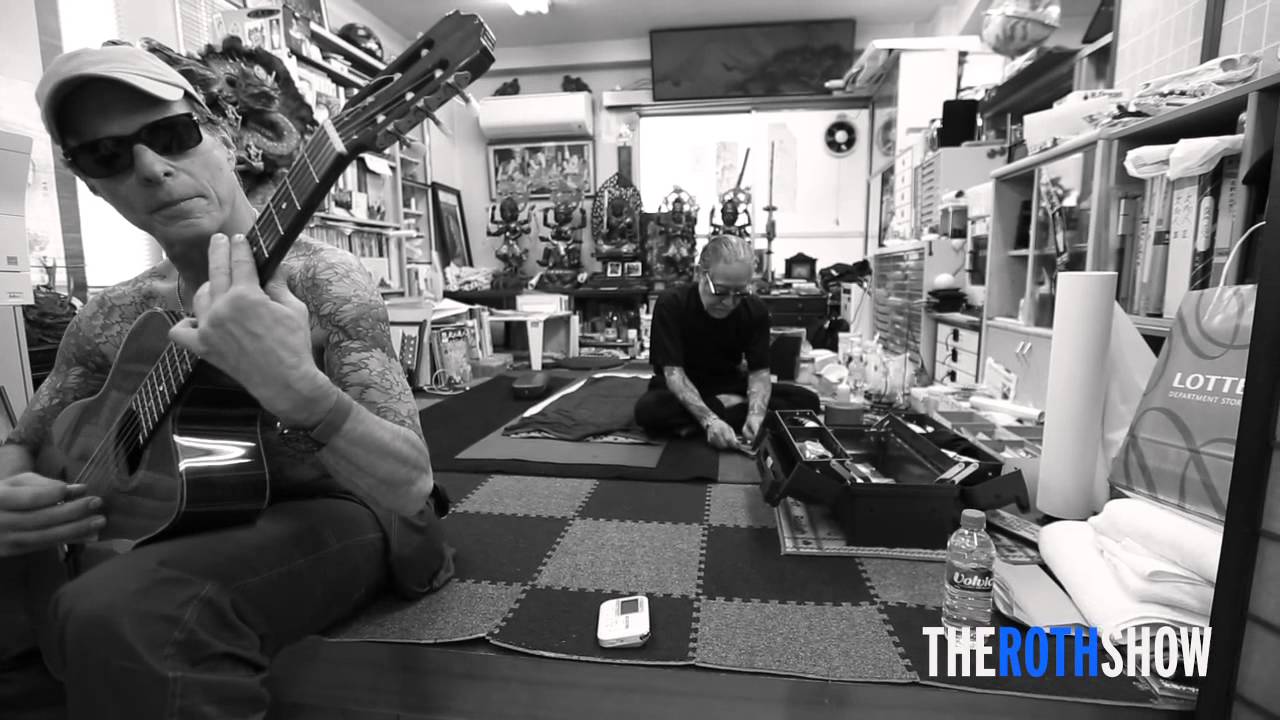 VAN HALEN's David Lee Roth Goes Acoustic At Famed Japanese Tattoo Parlour;  Video - BraveWords