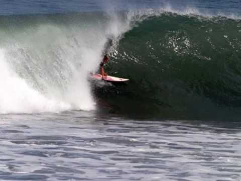 Surf grom noe mar mcgonagle surfing pavones, costa...