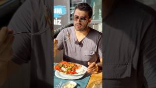 İskender Kıyma Dönerden Mi Yoksa Yaprak Dönerden Mi Yapılmalı ?