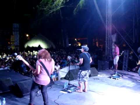 performs to a jam packed Summer Beach Party entitled SUMMER SUNSCREAM last May 29, 2010 at Tambuli Beach Resort, Lapu Lapu City, Cebu.