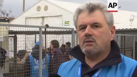Croat police arrive to help with migrants