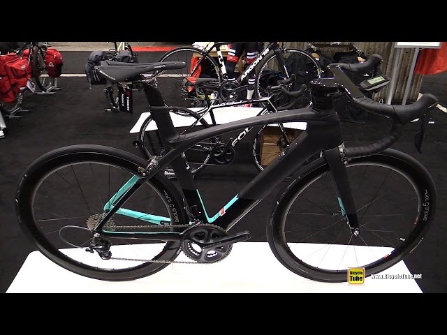 2016 Trek Madone 9 Road Bike - Walkaround - 2016 Salon Velo