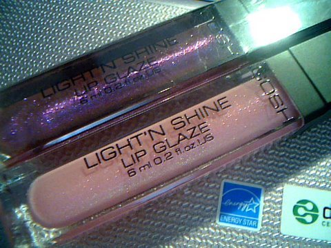 REVIEW - Light'n glaze - Most genius lipgloss? - YouTube