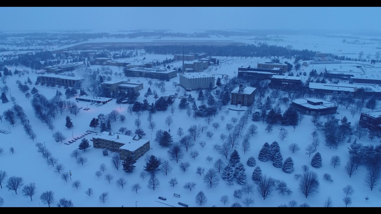 Gustavus Adolphus College, St. Peter, MN First Real Snow ...