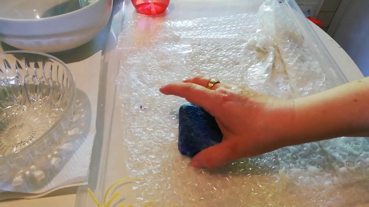 Felting soap - sapone rivestito di lana