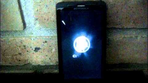 Droid X Root Video - Flash from Stock 2.1 to Froyo 2.2 Leaked