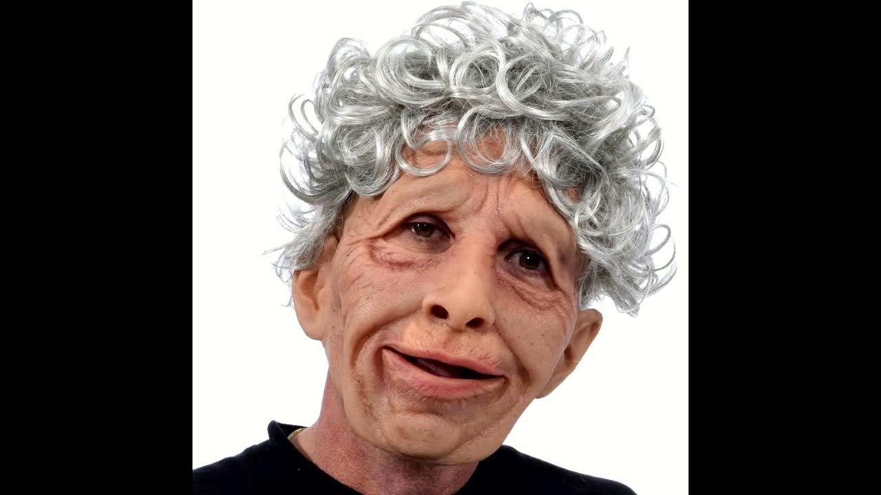 Alvin and the Chipmunks SCARY GRANNY - YouTube