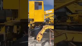 Рабочие моменты #ремонтспецтехники #спецтехника #юмор