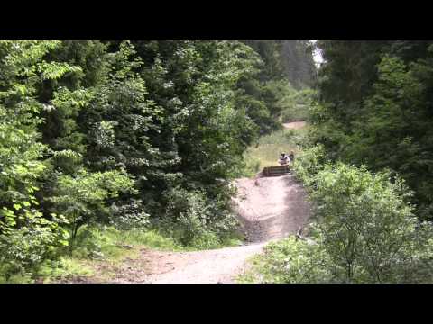Les Gets DH2 YouTube , Downhill MTB VTT Freeride Chavannes 2009 Kona Park