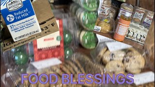 FOOD PANTRY DAY!!! Time for Groceries #find food  #foodpantryhaul #foodbankhaul #foodbanks