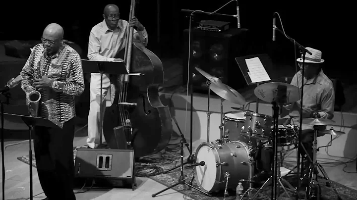 Trio 3 - Oliver Lake, Reggie Workman, Andrew Cyril...