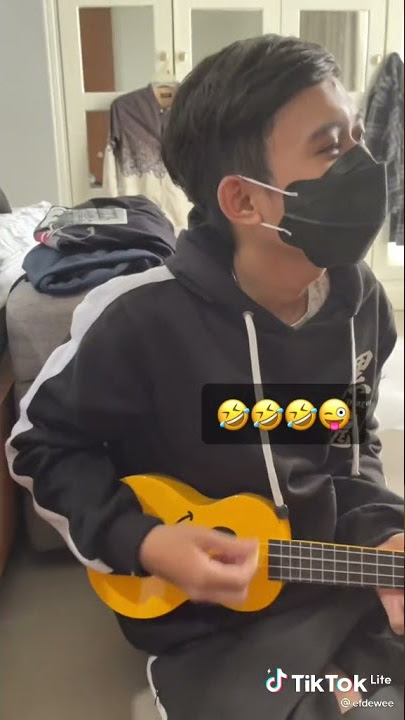 bang fajar adek bang efdewe minta beli gitar sama ukulele🤣🤣🤣